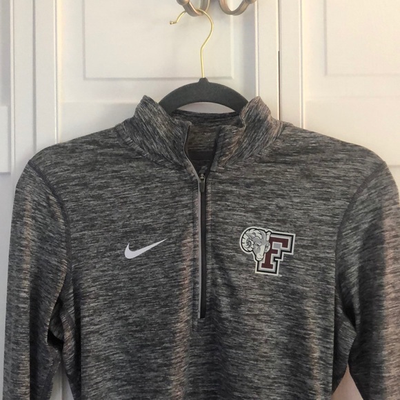 nike quarter zip jacket